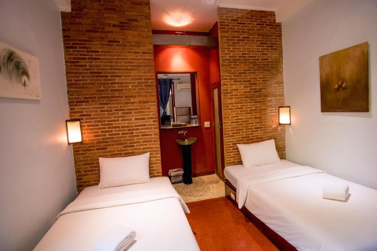 Inthira Thakhek Hotell Exteriör bild